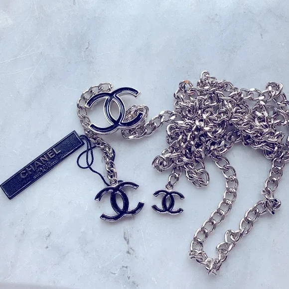 Chanel Silver Black Crystal Chain Belt Necklace m_65c67e5bc9a2288110eea68e.jpg main image 2